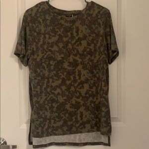 Stranded oversized camouflage top
